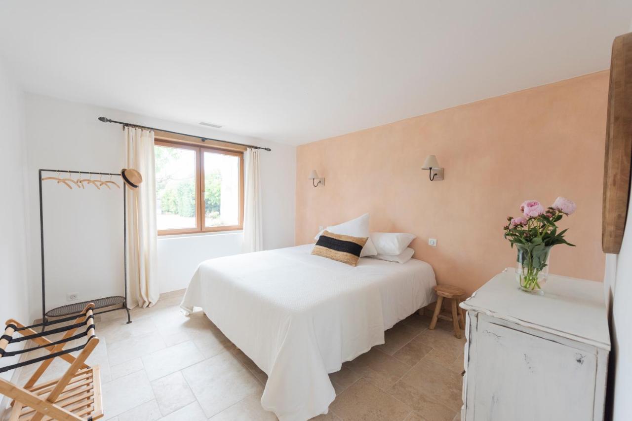 La Petite Ruche, 1 Bedroom Gite In The Luberon أبْتْ المظهر الخارجي الصورة