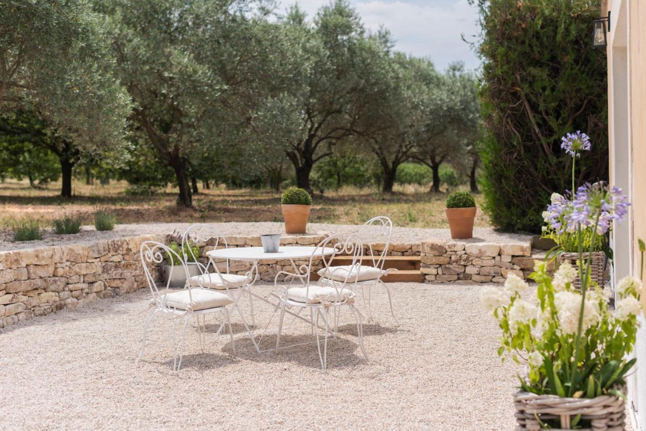 La Petite Ruche, 1 Bedroom Gite In The Luberon أبْتْ المظهر الخارجي الصورة