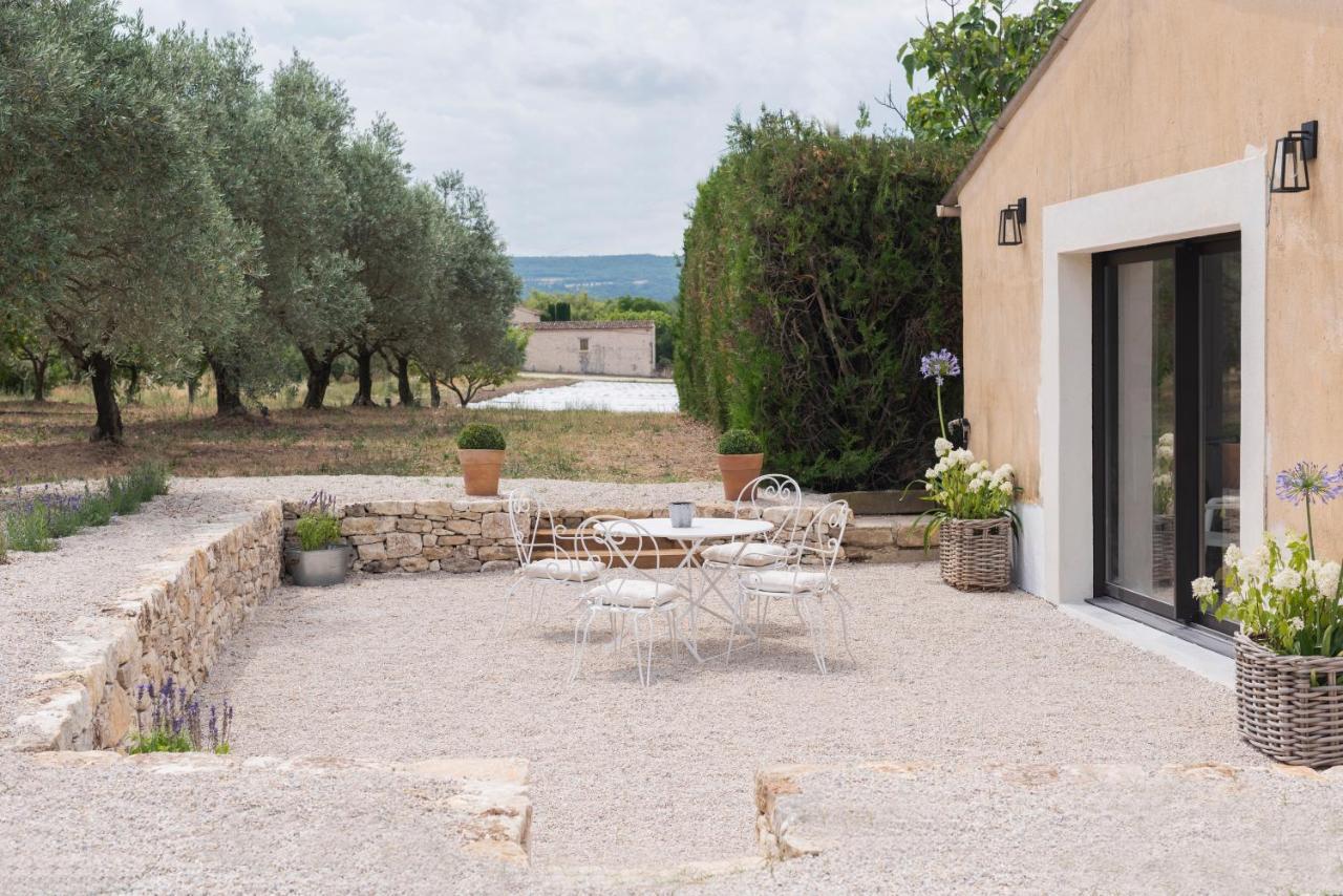 La Petite Ruche, 1 Bedroom Gite In The Luberon أبْتْ المظهر الخارجي الصورة