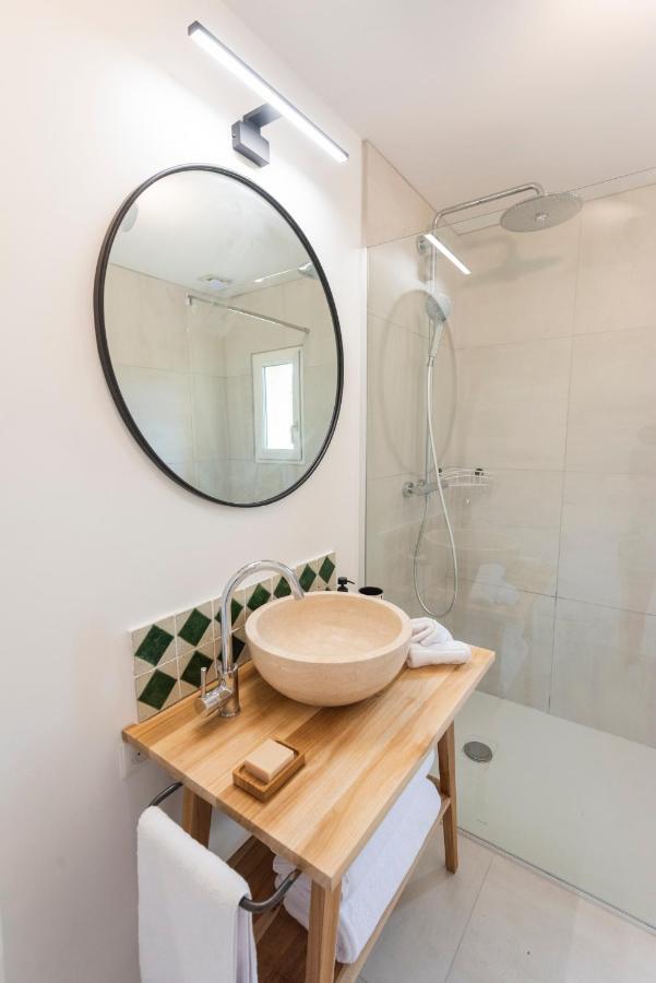 La Petite Ruche, 1 Bedroom Gite In The Luberon أبْتْ المظهر الخارجي الصورة