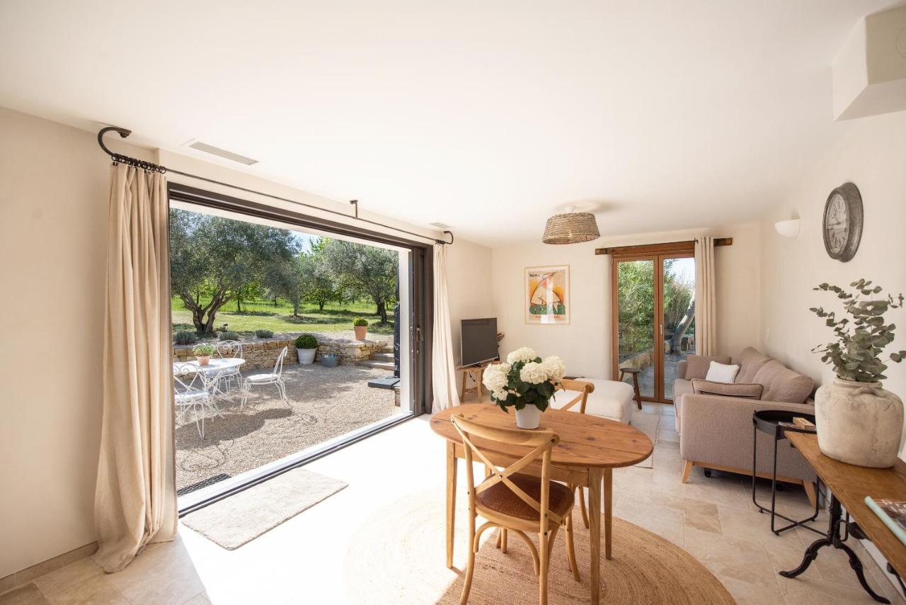 La Petite Ruche, 1 Bedroom Gite In The Luberon أبْتْ المظهر الخارجي الصورة