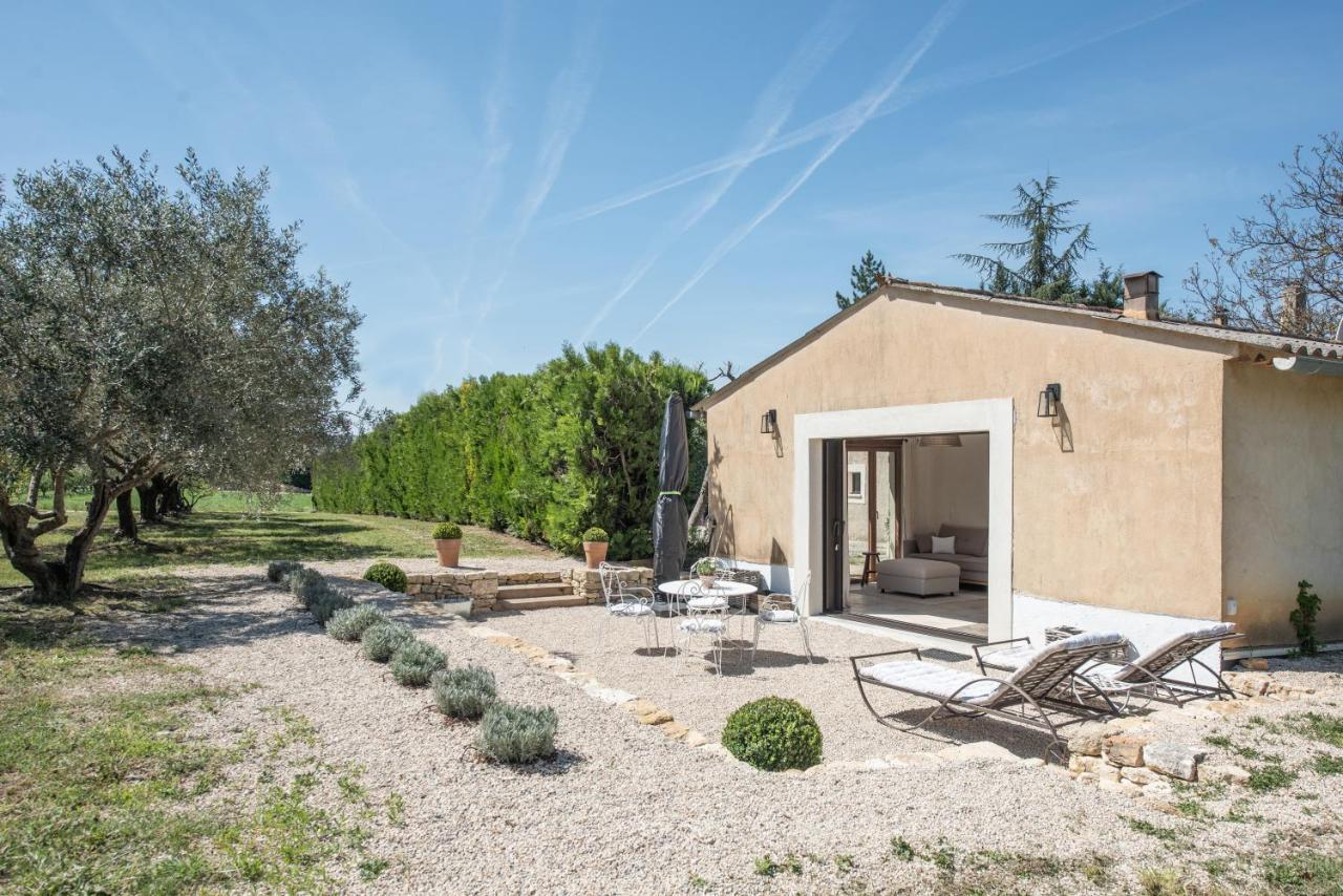 La Petite Ruche, 1 Bedroom Gite In The Luberon أبْتْ المظهر الخارجي الصورة